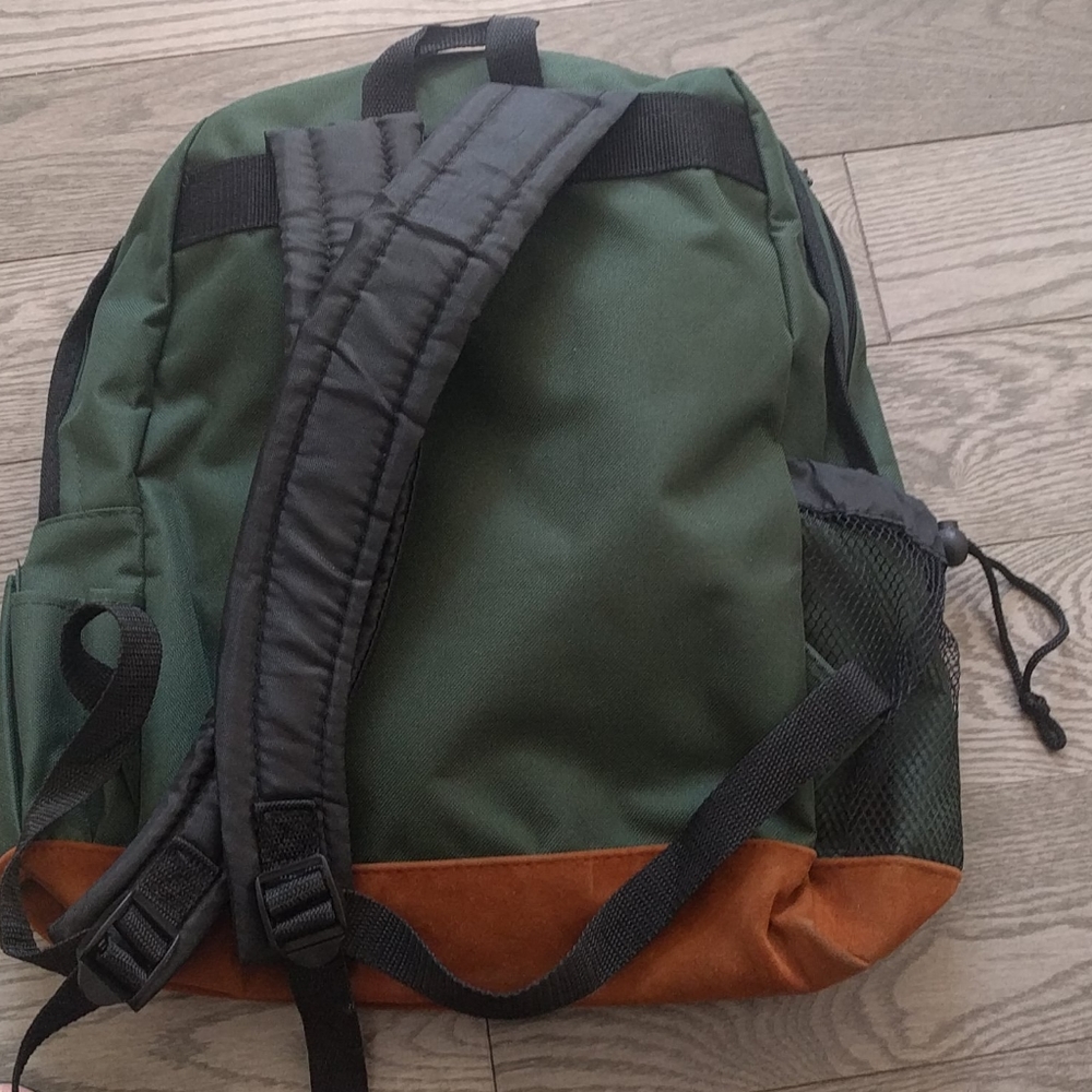 Nice back backpack 🌸🍀🌸 - Picture 4 of 8